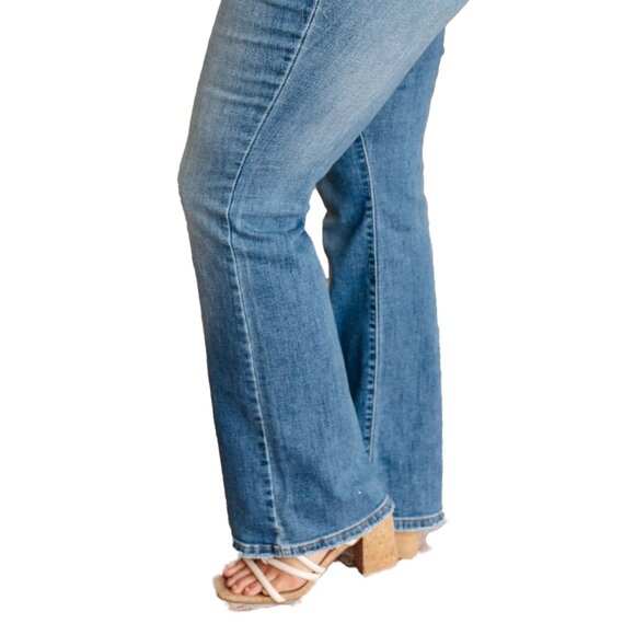 GENEVIEVE MID RISE VINTAGE BOOTCUT JEANS by JUDY BLUE - Picture 7 of 7